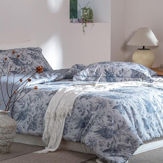 Cotton Comforter King Size Set – Light Grey Blue Botanical Floral Bedding, Soft & Breathable Cotton Shell Comforter, All-Season Down-Alternative Filling, 1 Comforter & 2 Pillow Shams