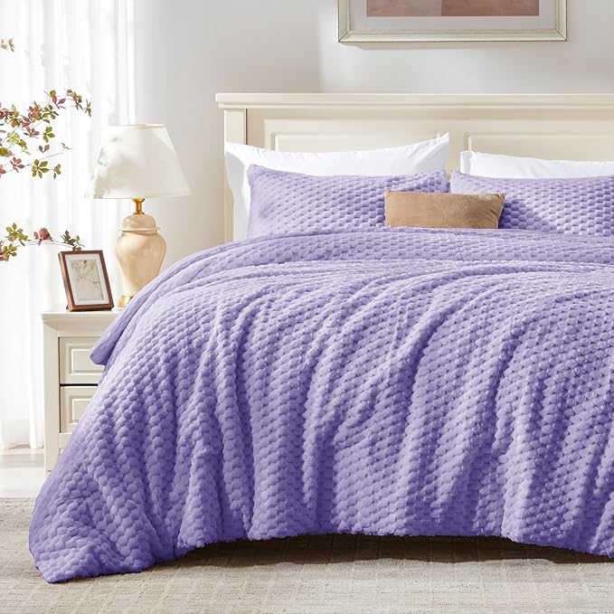 BEDELITE Fluffy Twin Comforter Set - Light Purple Fleece Soft Comforter for Twin Size Bed, Luxury Warm Bedding Set for Winter, Fuzzy Bed Set 2 Pieces (1 Comforter, 1 Pillowcase)