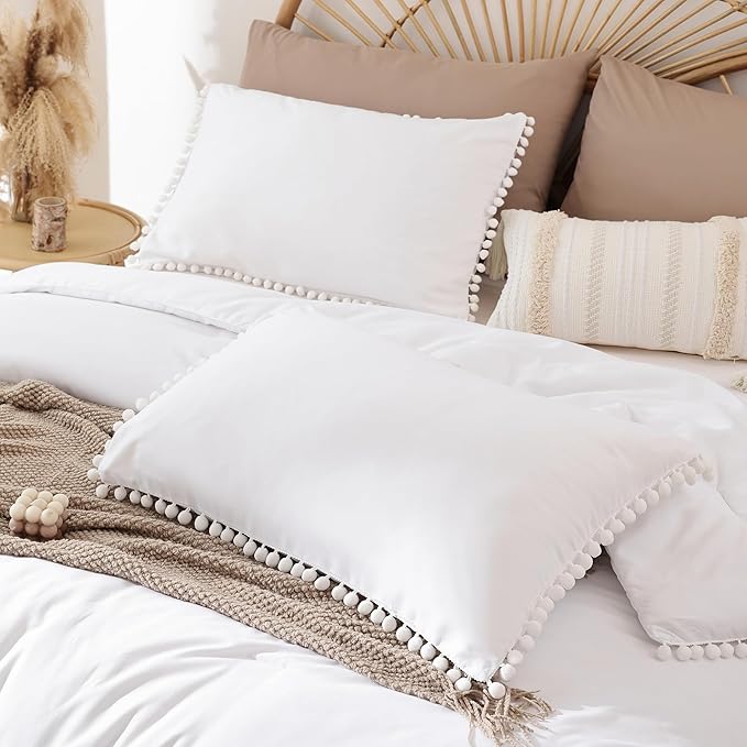 YIRDDEO Twin Comforter Set - Comforter Twin Size Bed with Ball Pom Fringe, Soft Bedding Set for All Seasons - 2 Pieces, 1 Comforter (66"x90") & 1 Pillow Sham(20"x26"), White