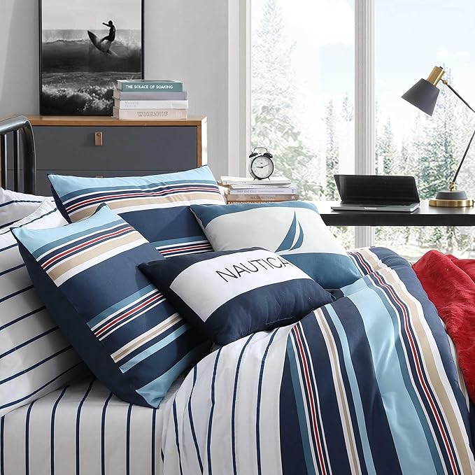 Nautica - Queen Comforter Set, Soft Woven Bedding with a Lightweight for Year Round Comfort, 5 Piece Bed Set with Matching Pillowcases & Bonus Throw Pillows (Colton Blue)