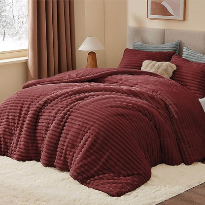 BEDELITE Fleece Queen Comforter Set -Super Soft & Warm Fluffy Burgundy Bedding, Luxury Fuzzy Heavy Bed Set for Winter with 2 Pillow Cases