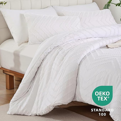 YIRDDEO White Comforter Queen Size 3Pcs, Boho Chevron Queen White Farmhouse Bedding Sets, Vertical Tufted Lightweight Neutral Boho Bed Set (1 Comforter, 2 Pillowcases)