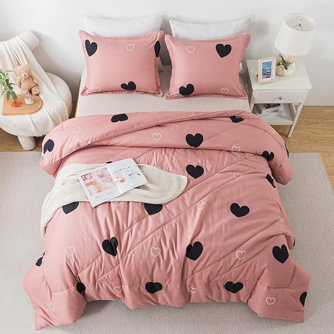 Caressma Love Pattern Cameo Brown Comforter Set Full Size, Pink Love Heart Sexy Comforter Bedding Set for All Seasons, Geometric Microfiber 3 Pieces Comforter Set with Pillowshams