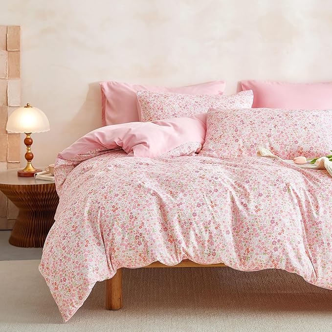 Wake In Cloud - Floral Comforter Set, Cute Vintage Flower Cottagecore Aesthetic for Women Teen Girls, Soft Lightweight Dorm Bedding, 3 Pieces, Pink, Full Size