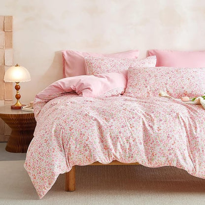 Wake In Cloud - Floral Comforter Set, Cute Vintage Flower Cottagecore Aesthetic for Women Teen Girls, Soft Lightweight Dorm Bedding, 3 Pieces, Pink, Full Size