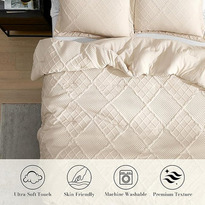 Amélie Home Queen Comforter Set, 3 Piece Beige Jacquard Bedding Set with 2 Pillow Cases, Soft Microfiber Diamond Design, Lightweight All-Season for Bedroom & Dorm