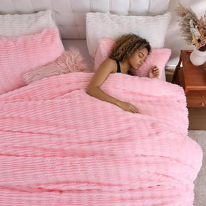 YIKUSH Twin Comforter Set Fluffy Pink Twin Size Bed Set Faux Rabbit Fur Fluffy Shaggy Furry Winter Bedding Ultra Soft Plush and Warm All Season 1 Comforter with 1 Pillow Cases (Twin Pink)