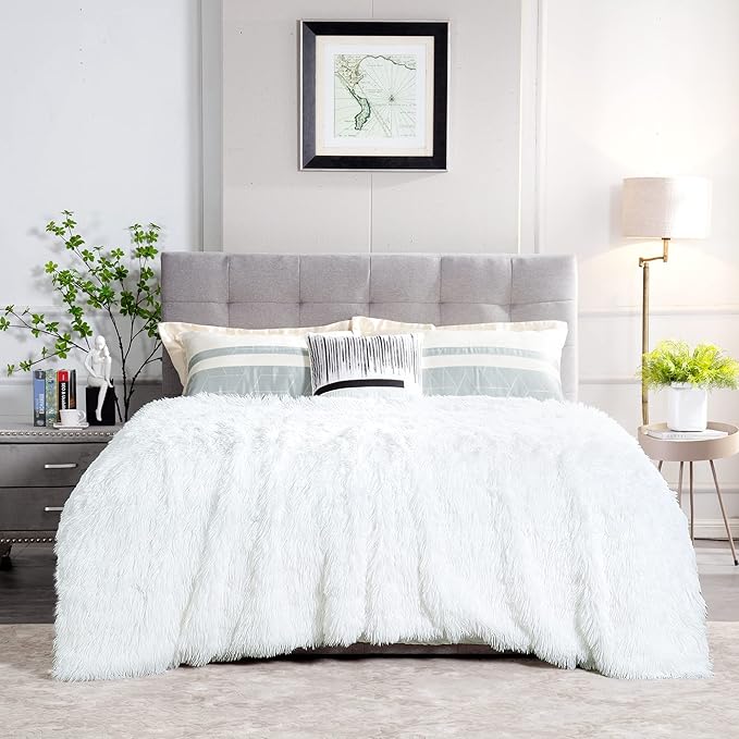 JONIYEAR Extra Large Decorative Fluffy Faux Fur Blanket Queen Size 80" x 90", Soft Luxury Lightweight Furry Blankets, Solid Cozy Shaggy Plush Thick Warm Fuzzy Blankets for Winter Bed Couch, White