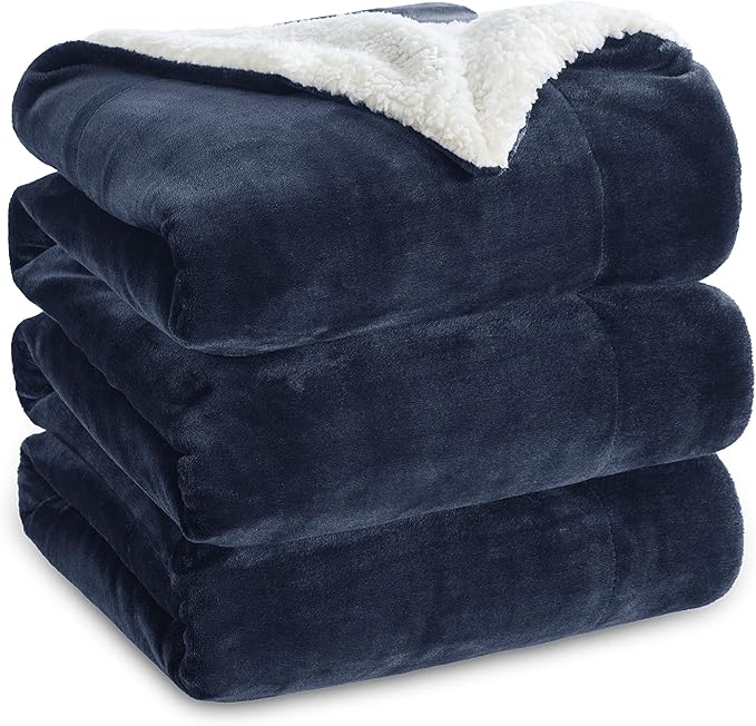 Bedsure GentleSoft Sherpa Fleece Blankets King Size for Bed - Thick and Warm Throw for Women and Men, Soft Fuzzy Plush King Blanket for Winter, Non-Heated, Navy, 108x90 Inches