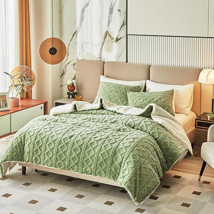 Joyreap 3-Piece Fluffy Faux Fur Sherpa Comforter Set Green, King Size Luxury Tufted Bedding Comforter Set, All Season Soft n Cozy Plush Comforter Bed Set- 100x88 inches