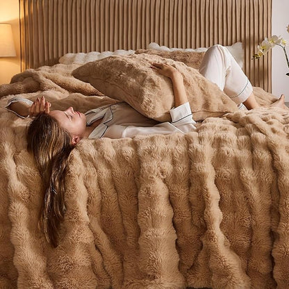 Lotus Karen Faux Fur Full Comforter Set – Brown Fluffy Comforter Full Size, Big Bubble Faux Rabbit Fur Bedding Comforter Sets, Winter Warm Cozy Fuzzy Bed Set 3 Pieces, 1 Comforter and 2 Pillowcases