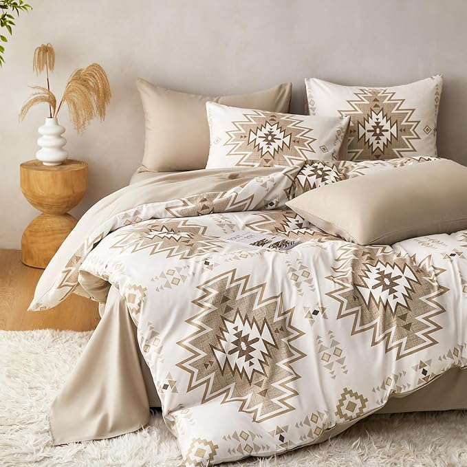 Wake In Cloud - Western Comforter Set, Boho Southwestern Rustic Farmhouse Style with Aztec Geometric Block Pattern, Soft Lightweight Bedding, 3 Pieces, Taupe Beige, Queen Size