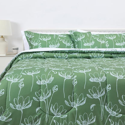 Amazon Basics 7-Piece Lightweight Microfiber Comforter Set, King, Green Floral