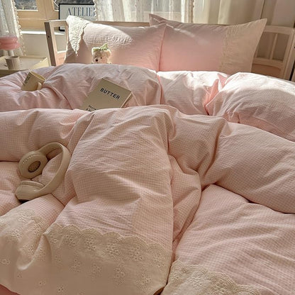 HighBuy Pink Gingham Comforter Set Twin XL,Vintage Boho Pink Grid Gingham Comforter with 2 Pillowcases,Farmhouse Plaid Bedding Set Fluffy Checkered 3 Pieces with Lace Ruffle,All Seasons