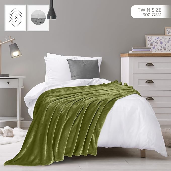 Utopia Bedding Fleece Blanket Twin Size Olive (60x80 Inches) Ultra Soft Warm Lightweight Microfiber Breathable Anti-Static Cozy Winter Bed Blanket, All-Season Home Decor Gift for Men & Women