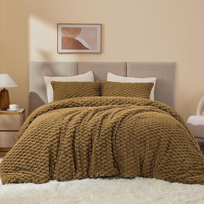 BEDELITE Fluffy Twin Comforter Set - Brown Fleece Soft Comforter for Twin Size Bed, Luxury Warm Bedding Set for Winter, Fuzzy Bed Set 2 Pieces (1 Comforter, 1 Pillowcase)