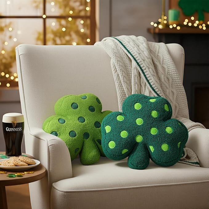 St Patricks Day Decorations: 2pcs Ultra Soft Polka Dot Lucky Shamrock Throw Pillows, Stuffed Plush Green Pillows, St. Patrick's Day Home Office Decor for Bedroom, Living Room, Sofa, Couch