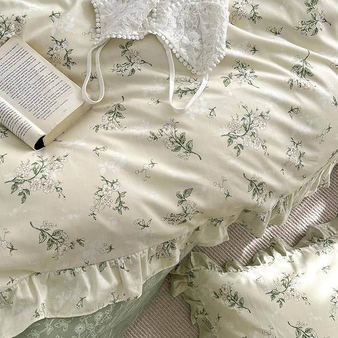 MKXI Twin XL Size Beige & Green Floral Comforter Set - 3 Piece Ruffled Lace Bedding Set with Reversible Design, Soft Aesthetic Cottagecore Style Green Leaf Comforter for Girls, Women, and Teens