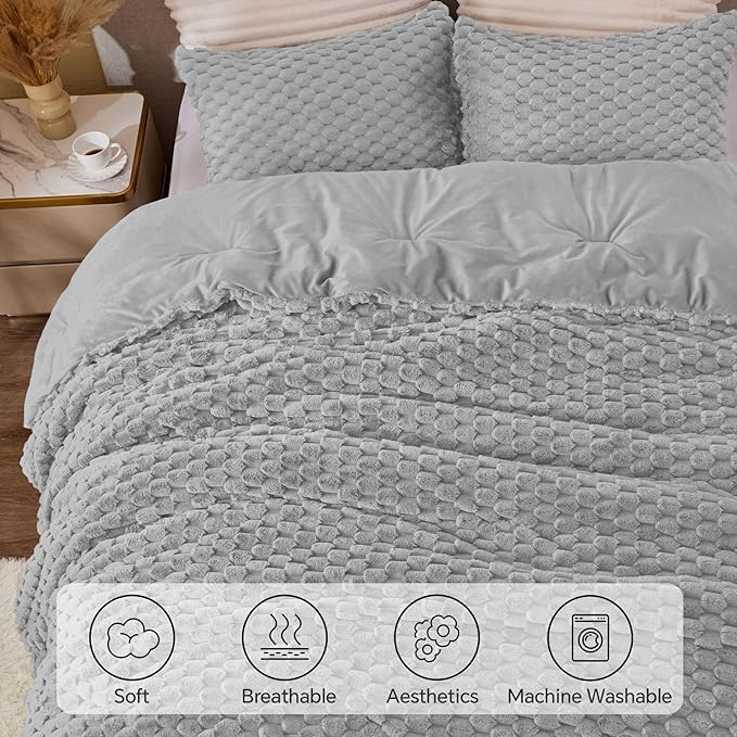 BEDELITE Fluffy King Size Comforter Set - Light Grey Fleece Soft Comforter for King Size Bed, Luxury Warm Bedding Set for Winter, Fuzzy Bed Set 3 Pieces (1 Comforter, 2 Pillowcases)