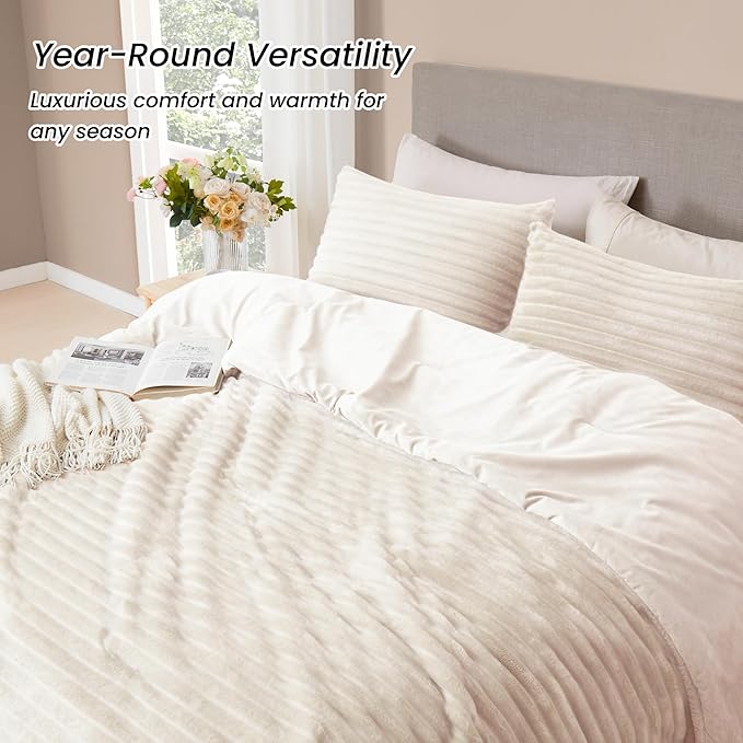 Geniospin Fleece King Size Comforter Set, Soft Fuzzy Fleece King Bedding Set, 3-Pieces White Comforter Set for All Season, Warm Fluffy Comforter with 2 Pillow Cases