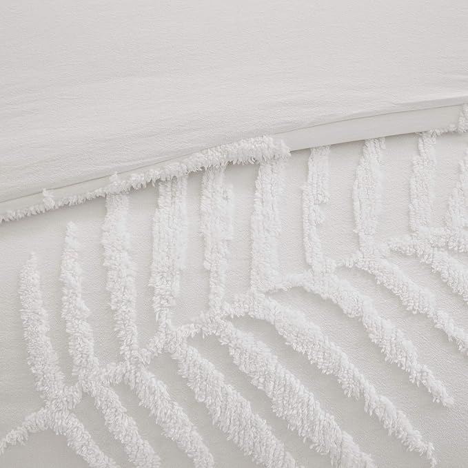 Madison Park Tufted Chenille Cotton Comforter, All Season Bedding Set, Matching Shams, Bahari, Coastal Palm Leaf Off White King/Cal King(104"x92") 3 Piece