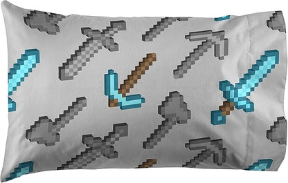Jay Franco Minecraft Isometric 4 Piece Twin Bed Set - Includes Comforter & Sheet Set - Bedding Features Creeper - Super Soft Fade Resistant Polyester - (Official Minecraft Product)