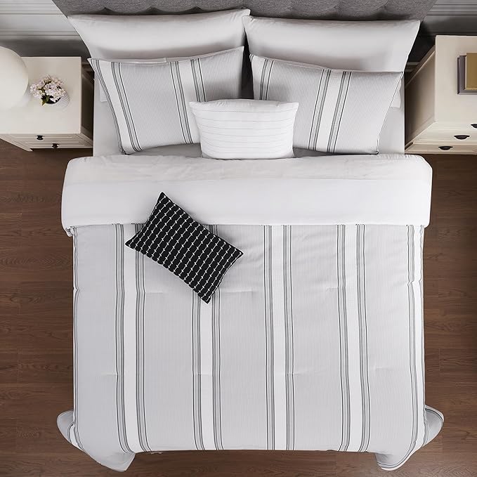 Modern Threads 5-Piece Jacquard Comforter Set, Kira Queen in Light Blue – Elegant Comforter, 2 Pillow Shams, and 2 Decorative Pillows