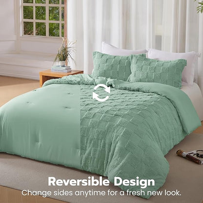 Joiedomi Tufted California King Comforter Set, 3 Pieces Sage Green Boho California King Bedding Set with 1 Plaid Geometric Comforter and 2 Pillow Shams, Checkered Bed in a Bag for All Seasons