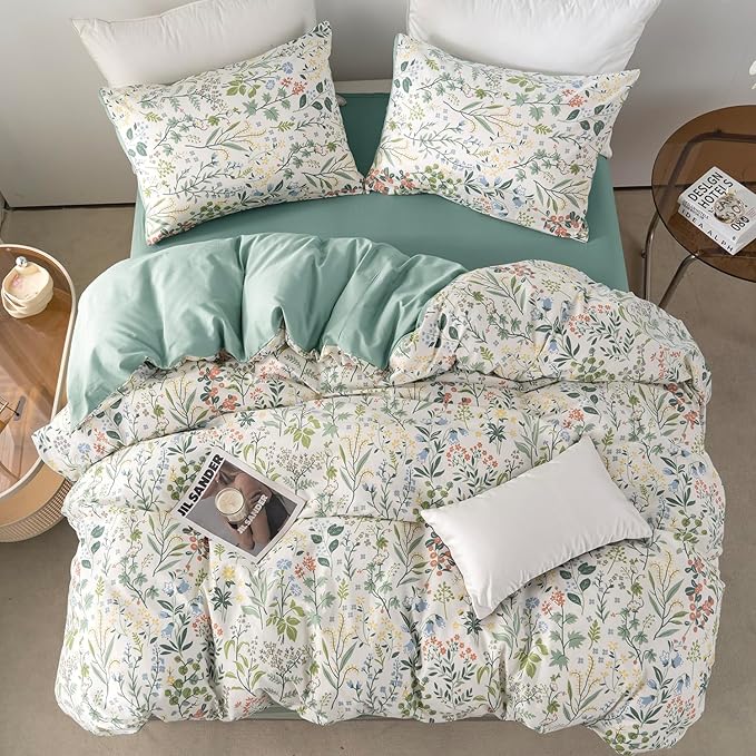 King Comforter Set Floral Soft Cute Floral Bedding Comforter Sets Garden Style Red Flower Print Botanical Flowers Comforter Set King for All Seasons 1 Comforter and 2 Pillowcases