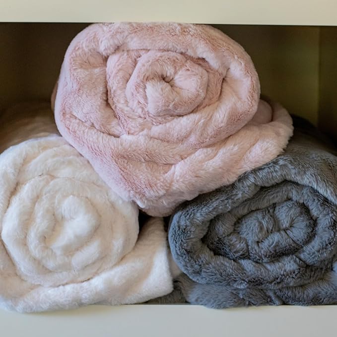 Minky Designs Blossom Pink Minky Blanket – Ultra Soft Faux Fur Throw Blanket for Couch, Bed & Home – Fluffy, Warm & Luxurious – Posh Collection (X-Large, 60x84)