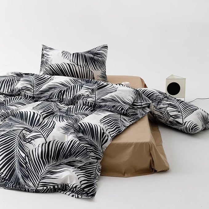 KAREVER Black Botanical Comforter Full Black and White Floral Bedding Sets Women Modern Black Tropical Leaves Full Size Blanket