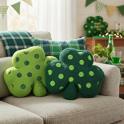 St Patricks Day Decorations: 2pcs Ultra Soft Polka Dot Lucky Shamrock Throw Pillows, Stuffed Plush Green Pillows, St. Patrick's Day Home Office Decor for Bedroom, Living Room, Sofa, Couch