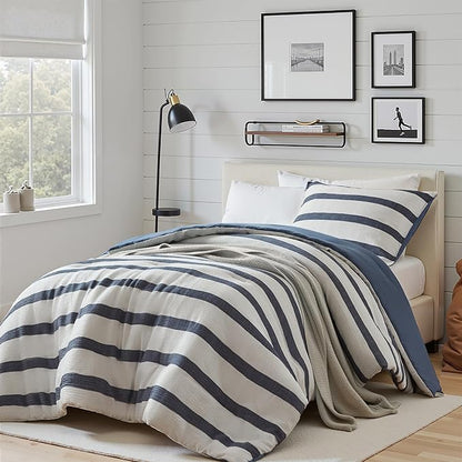 Madison Park Essentials Striped Comforter Set Twin Size, Yarn-Dyed Reversible Comforter with Minimalist Stripes, Crinkled Texture Bedding Set for All-Season Lightweight Warmth, Merritt Blue
