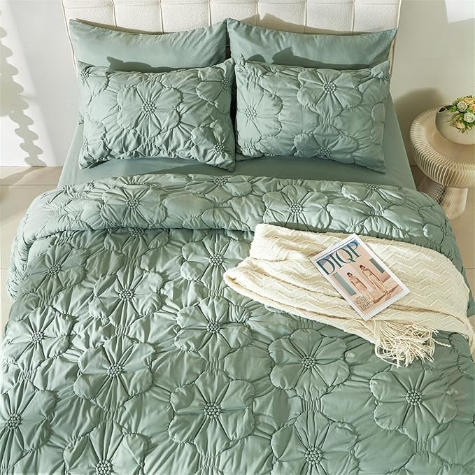 Cmfshape Green Pinch Pleat Comforter Set Queen Size-7 Pieces Bedding Comforter Bed in A Bag-Lightweight Microfiber Bedding Set with Comforter,Fitted Sheet,Flat Sheet and Pillow Shams-90 x90
