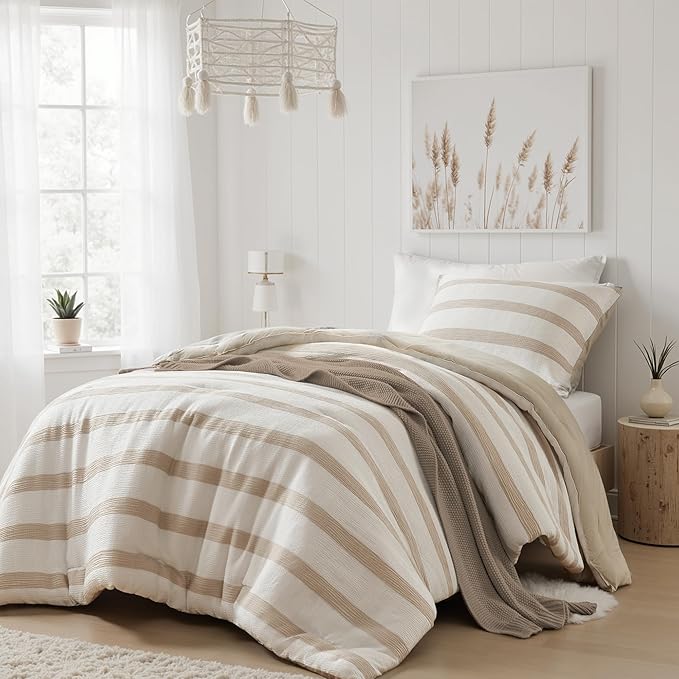 Madison Park Essentials Striped Comforter Set Twin Size, Yarn-Dyed Reversible Comforter with Minimalist Stripes, Crinkled Texture Bedding Set for All-Season Lightweight Warmth, Merritt Taupe