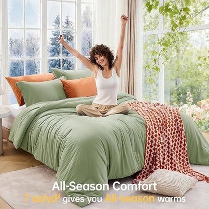 MUXHOMO Green Oversized King Comforter Sets, All Season Ultra Soft Down Alternative Bedding - 3 Piece Lightweight Bed Set Includes 1 Comforter (120"x98") and 2 Pillow Shams (20"x36")