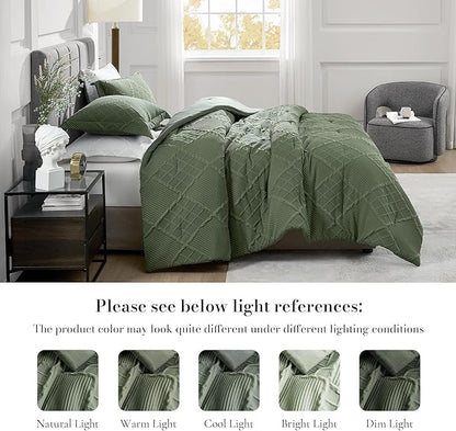 Amélie Home Twin Comforter Set, 2 Piece Green Jacquard Bedding Set with 1 Pillow case, Soft Microfiber Diamond Design, Lightweight All-Season for Bedroom & Dorm