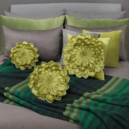 Decorative Throw Pillow 3D Flower Round Pillow Accent Handmade Cushion with Insert for Couch Bed Home Decor 14 Inch Green