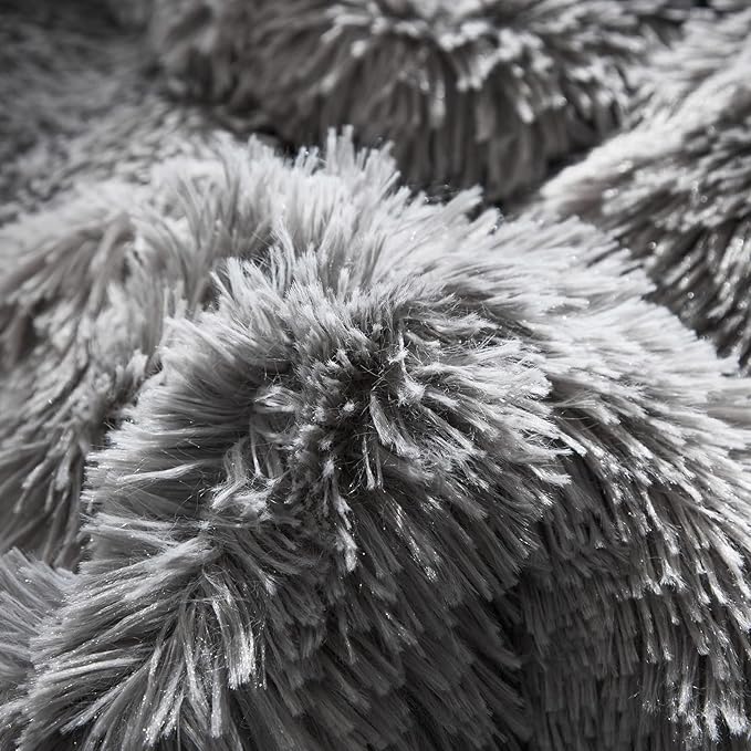 Luxury Faux Fur Shaggy Fluffy Comforter Set Full/Queen Size Mixed Black and White Long Hair, 3 Pieces Plush Flannel Sherpa Backing Reversible Soft Microfiber Bedding Set Super Warm for Winter