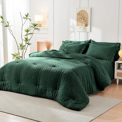 HYMOKEGE Emerald Green Full Size Comforter Sets Seersucker 7 Pieces, All Season Luxury Bed in a Bag for Bedroom, Bedding Set with Comforter, Sheets, Pillowcases & Shams