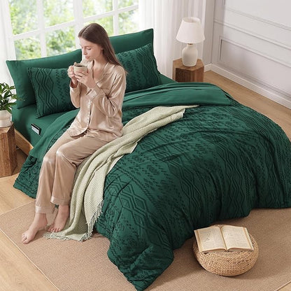 Full Size Comforter Set Emerald Green, Tufted Boho Bedding Dark Green Farmhouse Bed Set, All Season 7 Pieces Bed in a Bag with Sheets, Pillowcases & Shams