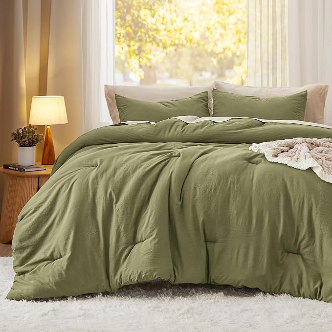 Bedsure Queen Comforter Set, Olive Green Soft Prewashed Bedding for All Seasons, 3 Pieces GentleSoft™ Bed Set, 1 Lightweight Comforter (90"x90") and 2 Pillowcases (20"x26")