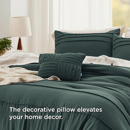 Bedsure California King Comforter Set - 4 Pieces Pinch Pleat Bed Set, Emerald Green Boho Bedding for All Season, 1 Soft Comforter, 2 Pillowcases, 1 Decorative Pillow