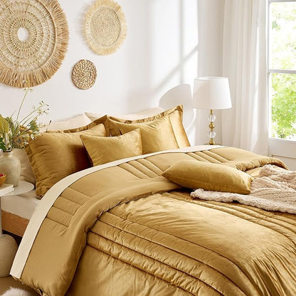 MUSSEL Velvet California King Size Comforter Set 3 Pieces,Luxury Gold All Season Cozy Velvet Bedding Comforter Sets,Modern Striped Lightweight Fluffy Bedroom Sets