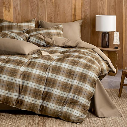 Wake In Cloud - Plaid Comforter Set, Scottish Tartan Check Geometric Modern Pattern Printed, Soft Lightweight Bedding, 3 Pieces, Brown, Queen Size