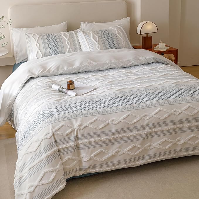 CLOTHKNOW White Blue Bohemian Queen Comforter Set Clipped Jacquard Farmhouse Bedding Comforter Sets Jacquard Stripes Comforter Soft Fluffy
