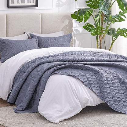 Love's cabin Quilts for Queen Bed Bluish Grey Bedspreads Bedding Set - Summer Lightweight Bedspread Comforter - Wave Pattern Bedding Coverlet for All Season - 3 Pieces (1 Quilt, 2 Pillow Shams)