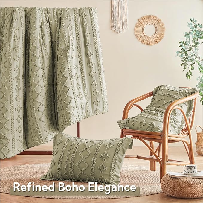 MR&HM Sage Green Boho Comforter Set Queen, Tufted Boho Bedding Set, Farmhouse Shabby Chic Bed in a Bag with 1 Comforter, 2 Pillow Shams, 2 Pillowcases, 1 Flat Sheet, 1 Fitted Sheet for All Seasons