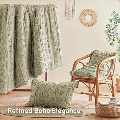 MR&HM Sage Green Boho Comforter Set Queen, Tufted Boho Bedding Set, Farmhouse Shabby Chic Bed in a Bag with 1 Comforter, 2 Pillow Shams, 2 Pillowcases, 1 Flat Sheet, 1 Fitted Sheet for All Seasons