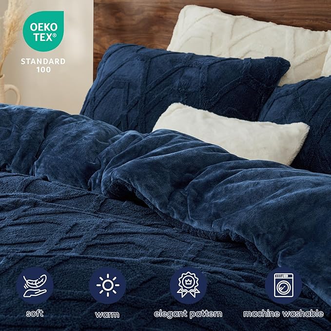 PHF Warm Sherpa Fleece Queen Comforter Set, 3D Tufted Fluffy Navy Blue Bedding for Winter, Soft 3 Pieces Shaggy Bed Set, 1 Comforter (90"x90") and 2 Pillowcases (20"x26")